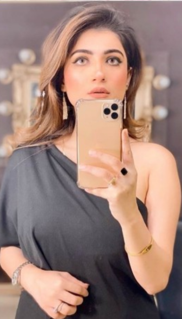 beautiful call girls in lahore